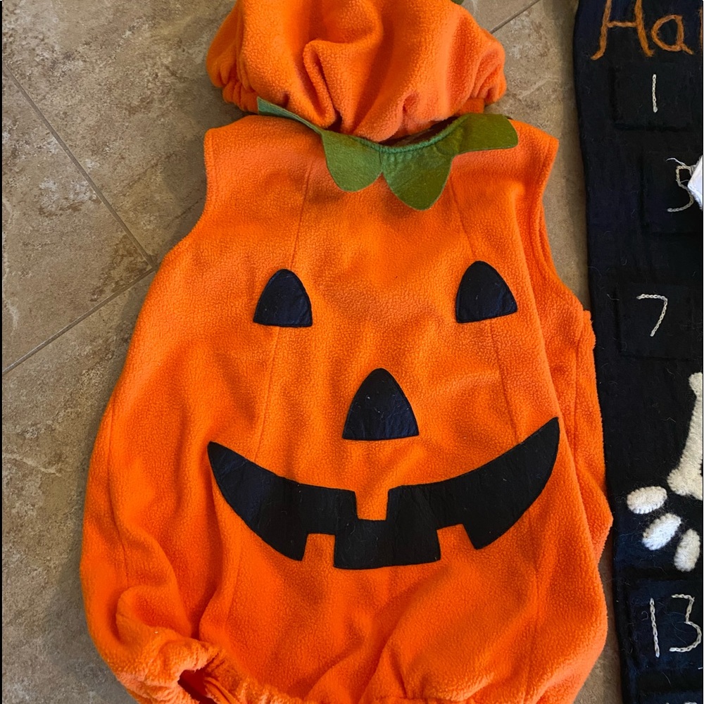 Cute pumpkin costume for kids